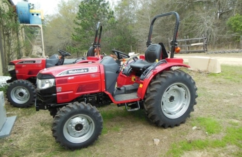 Mahindra 3016 Tractors